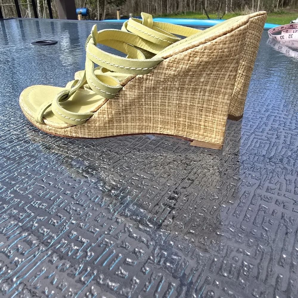 Ann Taylor Green Sandals, VGUC, Size 7.5